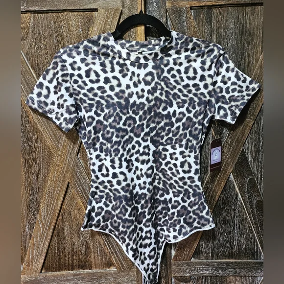 NWT Black Leopard print soft bodysuit - Picture 6 of 6